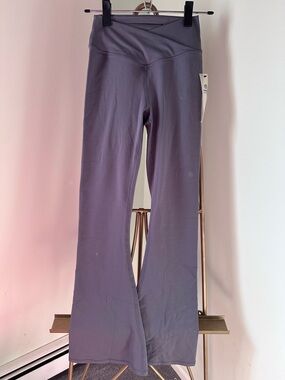 Mono B Women’s Gray Flared Yoga Leggings